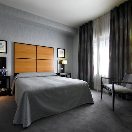 Hotel Macia Real De La Alhambra Granada Phòng bức ảnh
