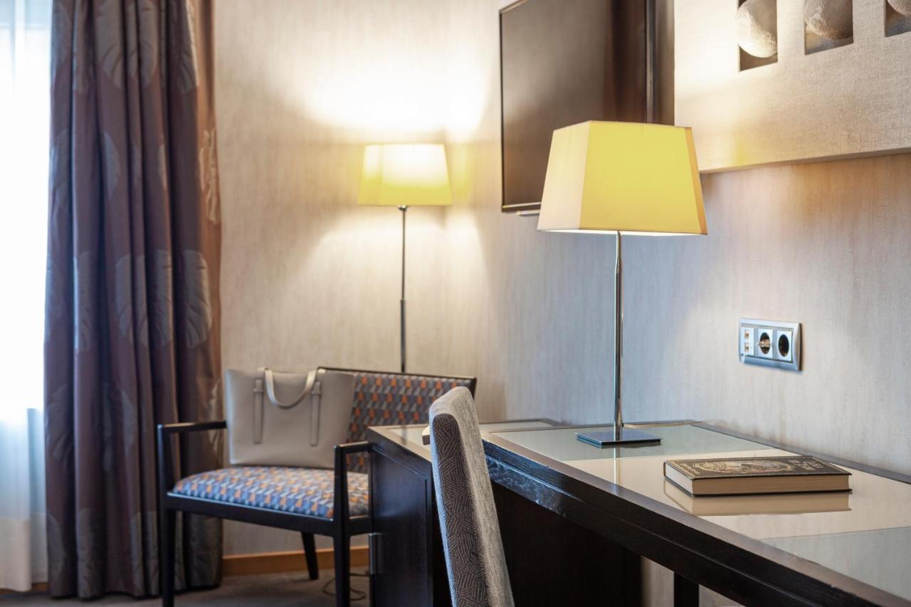Hotel Macia Real De La Alhambra Granada Ngoại thất bức ảnh